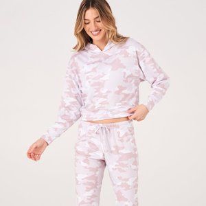 Onzie French Terry Crop Hoodie Beige Camo